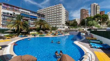 Hotel Poniente swimming pool